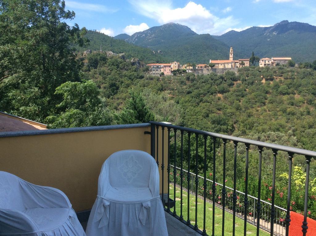 L'Acacia B&B Pietra Ligure Rom bilde
